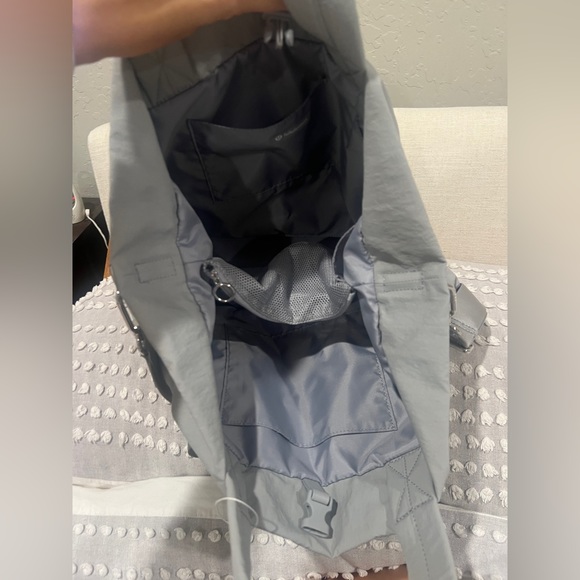 Lululemon On My Level 19L - Picture 2 of 6